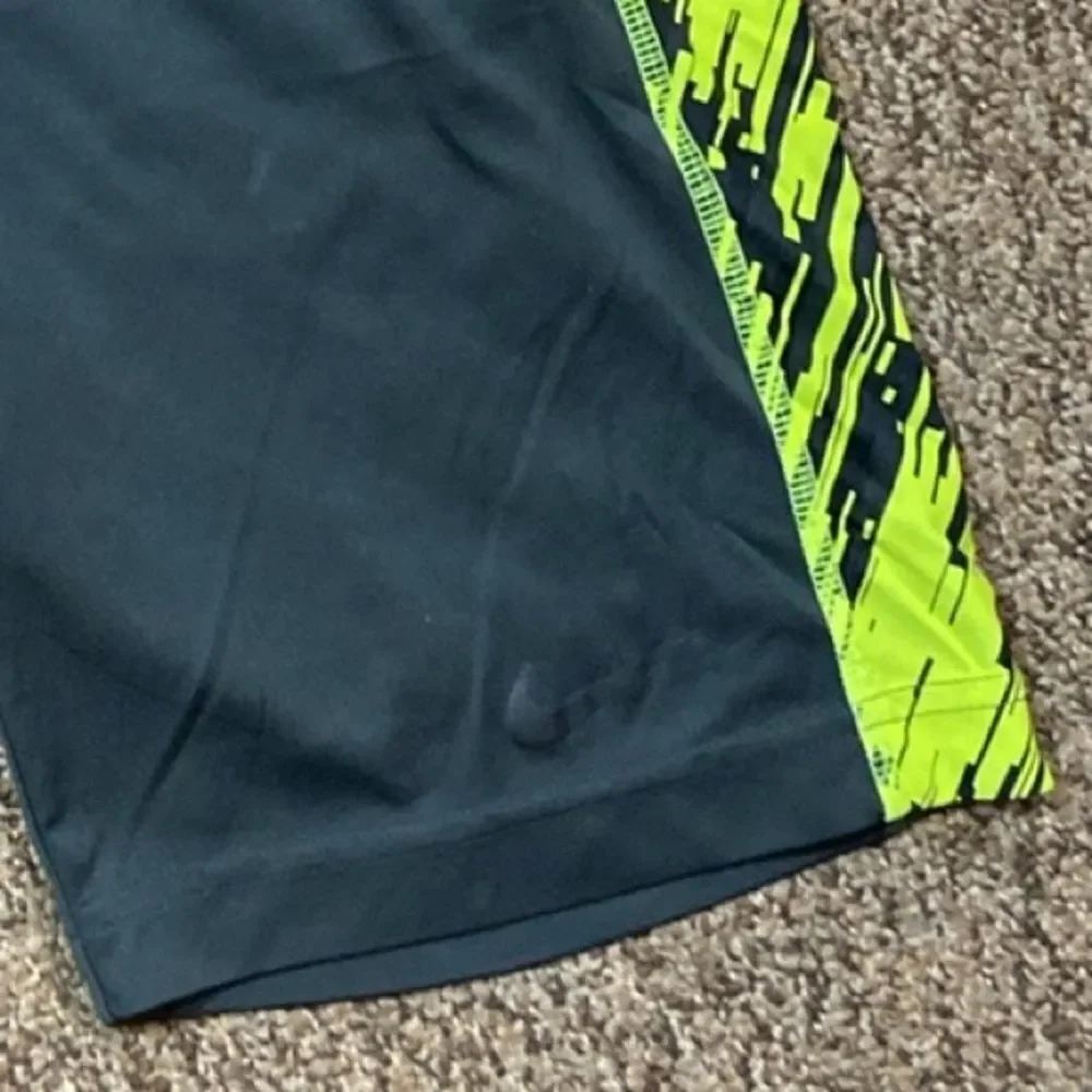 10/$50 Nike Kids Black Gray and Yellow Athletic Shorts Size S